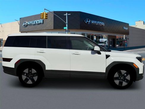 New 2026 Hyundai Santa Fe SE AWD/4WD image 9
