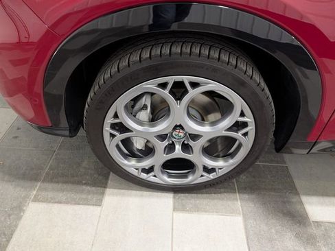 Used 2024 Alfa Romeo Tonale Sprint AWD/4WD image 7