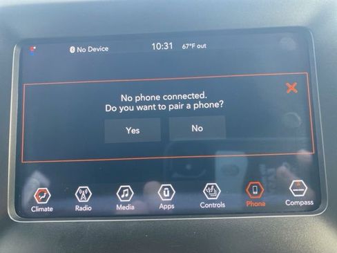 Used 2019 Jeep Cherokee Latitude Plus w/ Cold Weather Group image 40