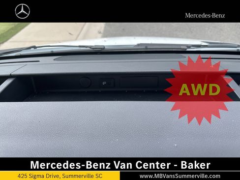 Used 2024 Mercedes-Benz Sprinter 2500 image 28