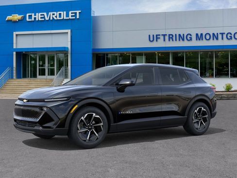 New 2026 Chevrolet Equinox EV LT image 2