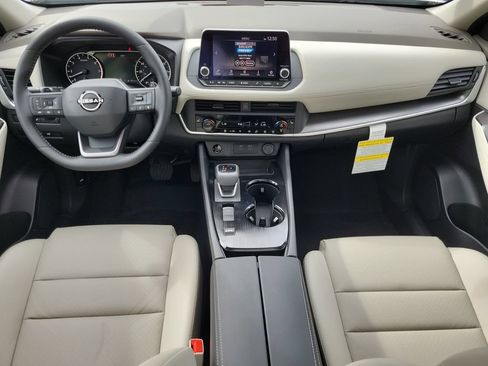 New 2026 Nissan Rogue Dark Armor FWD image 17