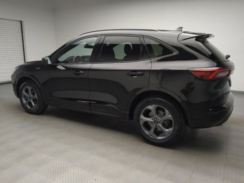 Used 2024 Ford Escape ST-Line w/ Tech Pack #1 AWD/4WD image 3