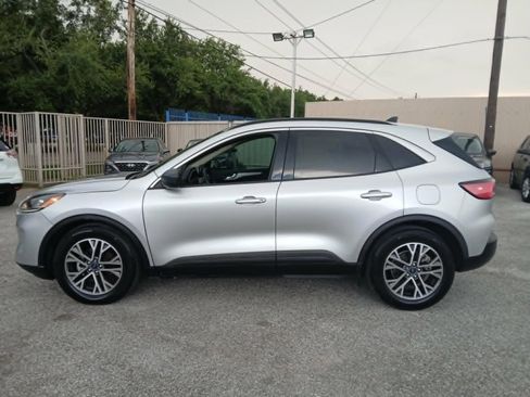 Used 2020 Ford Escape SEL FWD image 8