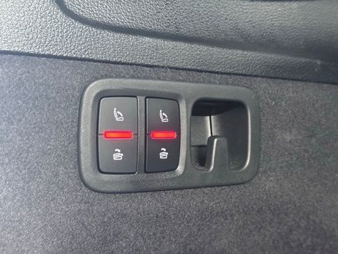 Used 2019 Audi Q7 3.0T Prestige image 38