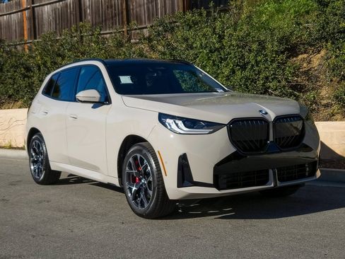 New 2026 BMW X3 xDrive30 w/ M Sport Package image 2