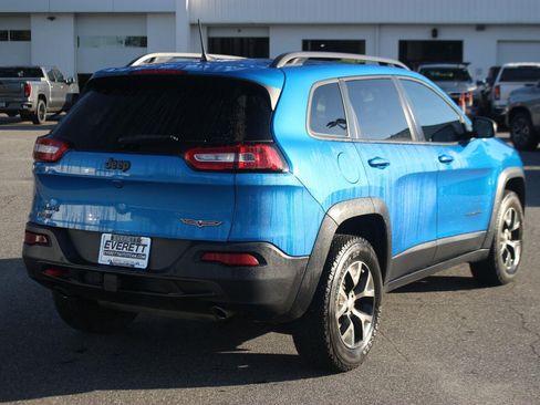 Used 2018 Jeep Cherokee Trailhawk w/ Quick Order Package 27L AWD/4WD image 7