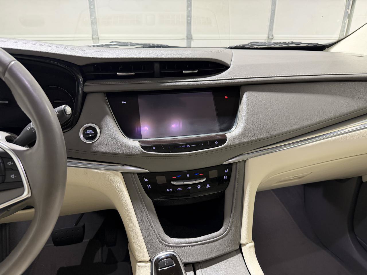 Used 2017 Cadillac XT5 Premium Luxury AWD/4WD image 15
