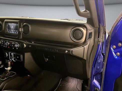 Used 2018 Jeep Wrangler Unlimited Sport S AWD/4WD image 27