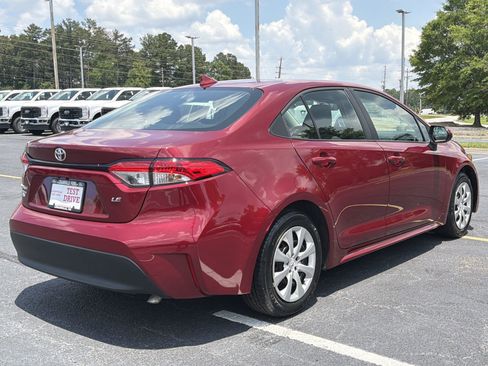 Used 2026 Toyota Corolla LE FWD image 29