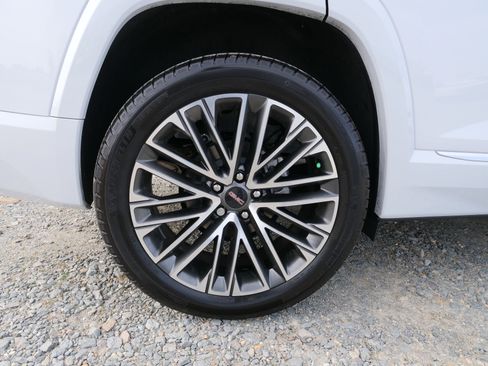 Used 2026 GMC Terrain Denali image 11