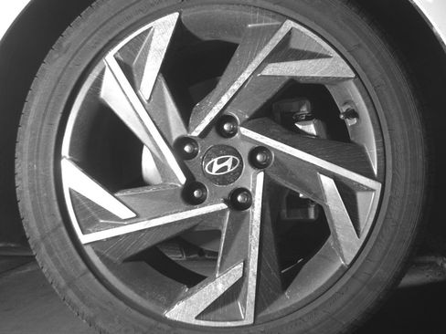 Used 2025 Hyundai Elantra SEL image 13