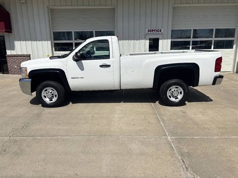Used 2010 Chevrolet Silverado 2500 W/T image 1