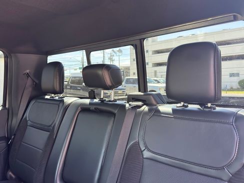 Used 2023 Ford F150 Raptor image 33