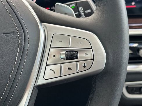 New 2026 BMW X7 xDrive40i w/ Premium Package image 29