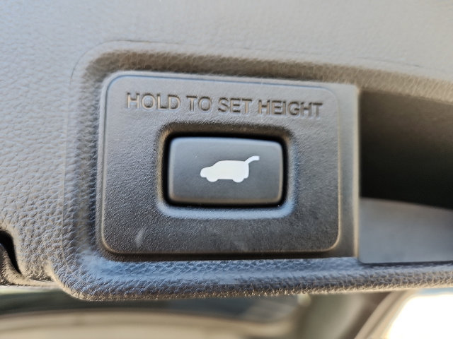Used 2024 Acura RDX SH-AWD image 28