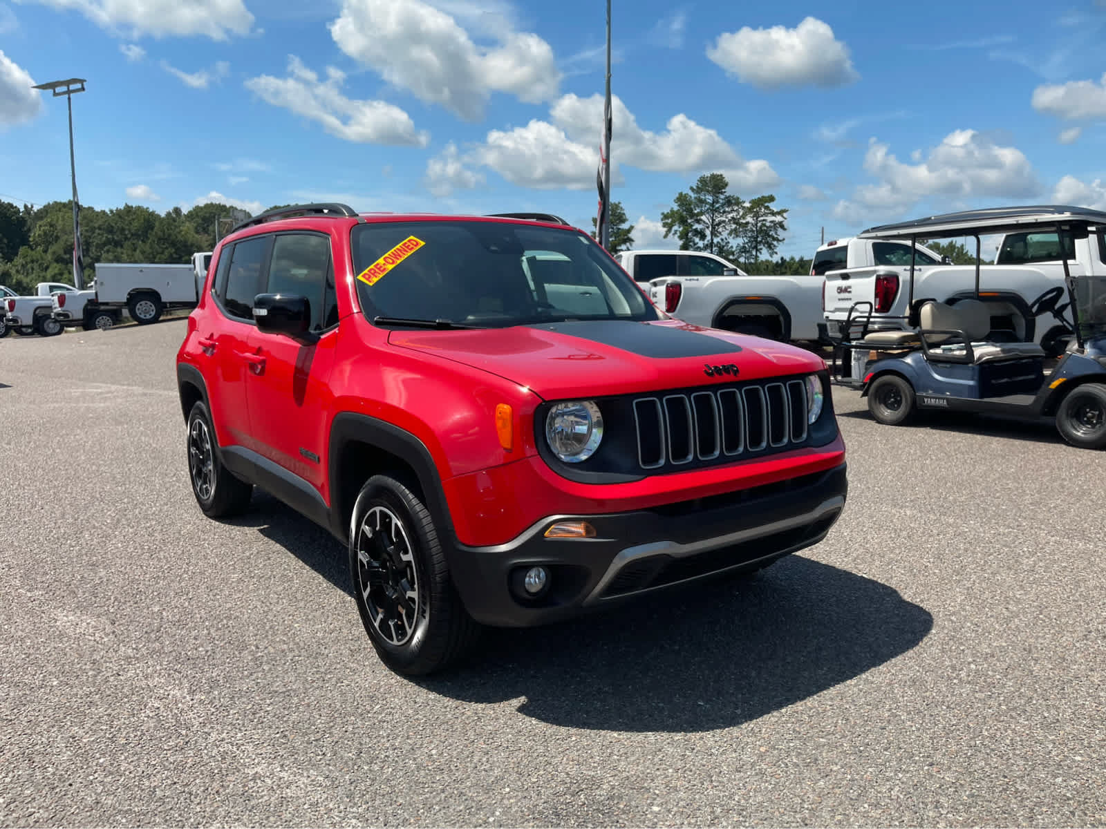 Used 2023 Jeep Renegade Latitude AWD/4WD image 3