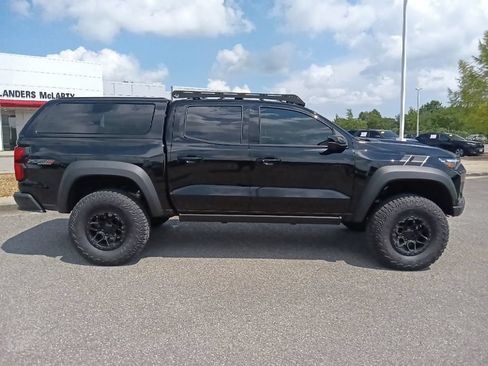 Used 2024 Chevrolet Colorado ZR2 w/ ZR2 Bison Edition AWD/4WD image 2