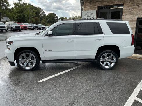 Used 2019 Chevrolet Tahoe LT RWD image 2