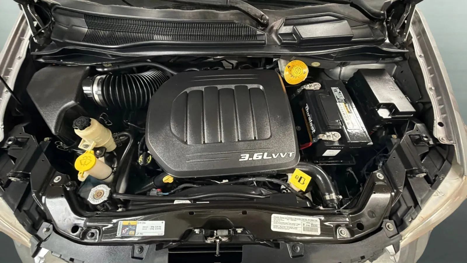Used 2014 Dodge Grand Caravan SXT FWD image 21