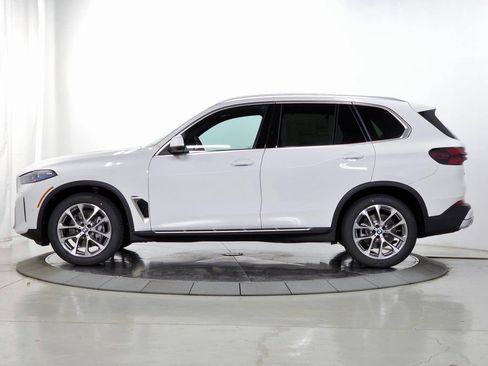 Used 2026 BMW X5 xDrive40i AWD/4WD image 4