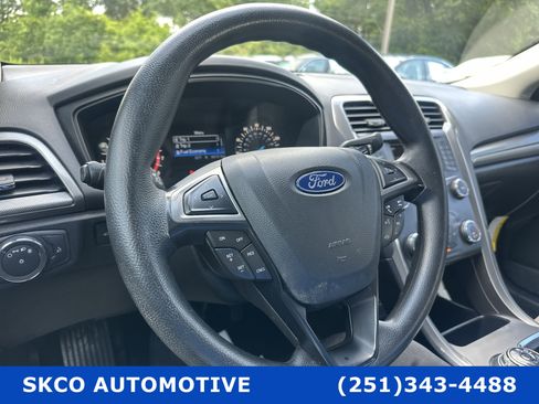 Used 2019 Ford Fusion S image 19