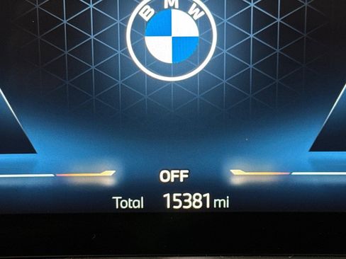 Used 2024 BMW X7 xDrive40i w/ M Sport Package AWD/4WD image 24