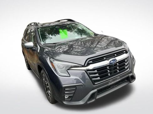 Used 2023 Subaru Ascent Limited w/ Technology Package AWD/4WD image 2