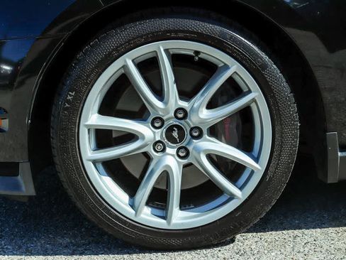 Used 2011 Ford Mustang GT Premium w/ Electronics Pkg RWD image 7