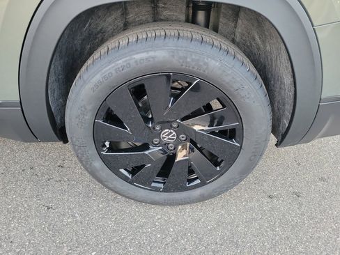 New 2026 Volkswagen Atlas SE FWD image 25