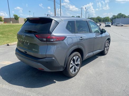 Used 2023 Nissan Rogue SV AWD/4WD image 7
