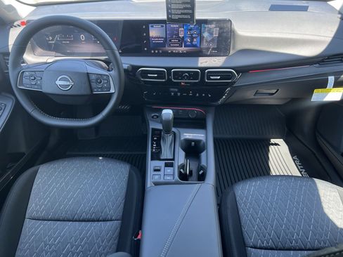 New 2026 Nissan Sentra SV w/ SV Convenience Package FWD image 2
