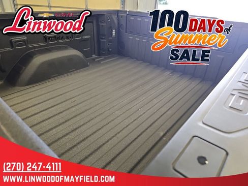 Used 2024 GMC Sierra 1500 SLT w/ SLT Premium Plus Package AWD/4WD image 15