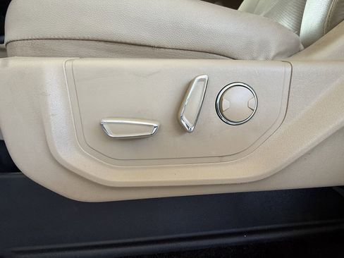 Used 2015 Ford F150 Lariat w/ Equipment Group 501A Mid image 38