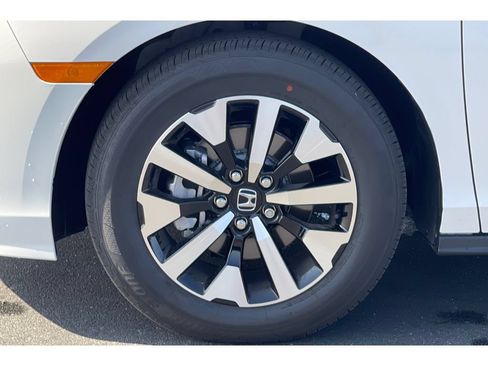 Certified 2026 Honda Odyssey EX-L image 29