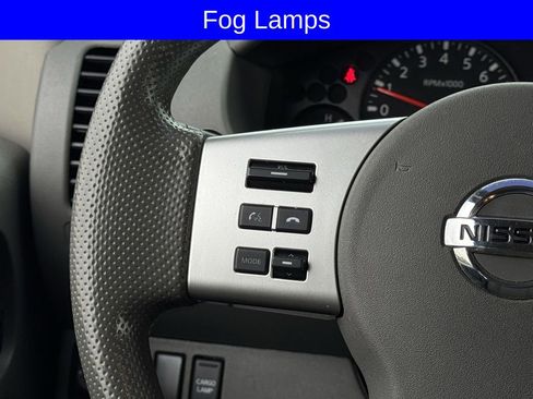 Used 2020 Nissan Frontier SV w/ Midnight Edition Floor Mats image 14