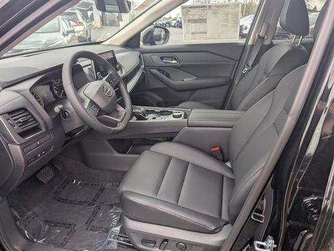 New 2026 Nissan Rogue SV AWD/4WD image 14