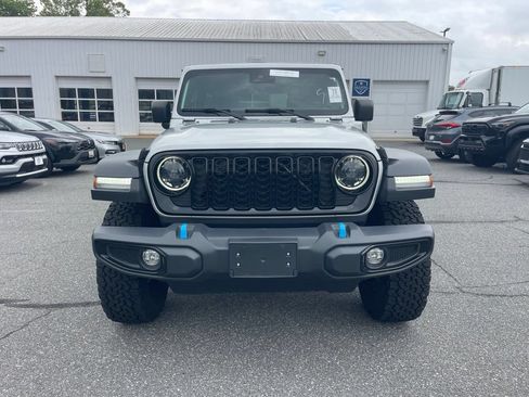 Used 2024 Jeep Wrangler Unlimited AWD/4WD image 8