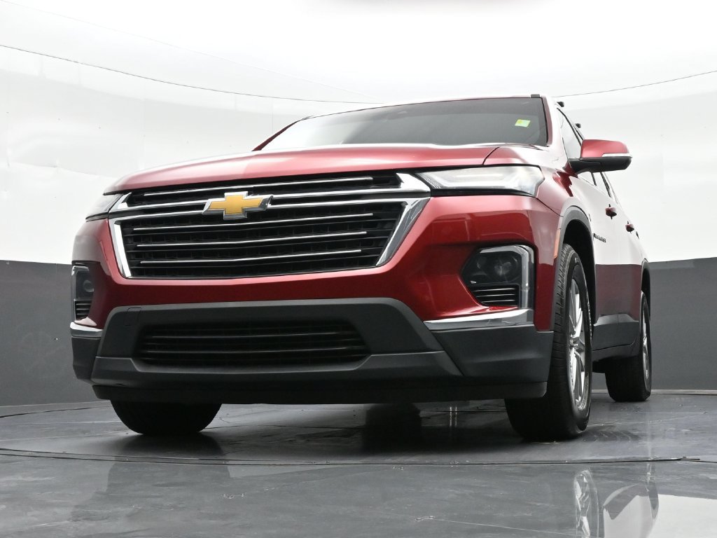 Used 2022 Chevrolet Traverse LT FWD image 33