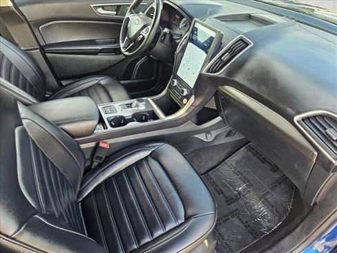 Used 2022 Ford Edge SEL image 18