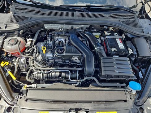 Used 2024 Volkswagen Jetta SE FWD image 31