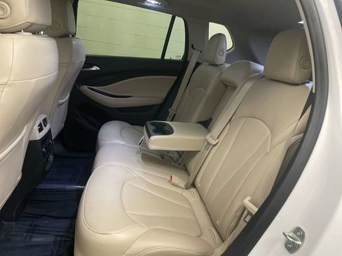 Used 2019 Buick Envision Essence FWD image 18