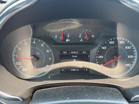 Used 2021 Chevrolet Malibu LT FWD image 19