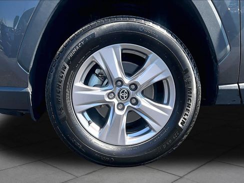 Certified 2025 Toyota RAV4 XLE AWD/4WD image 11