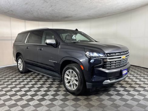 Certified 2024 Chevrolet Suburban Premier AWD/4WD image 3