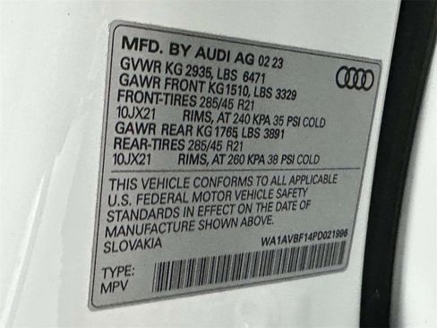 Used 2023 Audi Q8 Premium w/ Convenience Package image 31