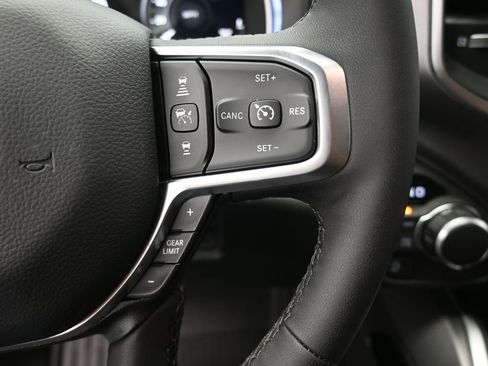 New 2026 RAM 1500 4x4 Crew Cab image 2