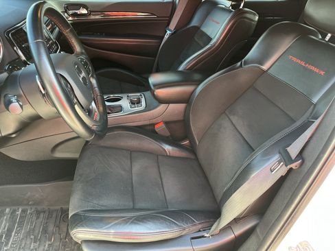 Used 2020 Jeep Grand Cherokee Trailhawk image 20