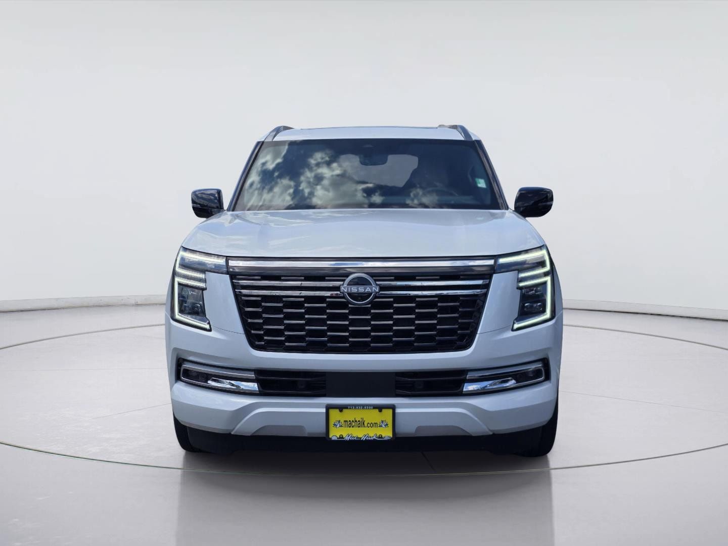 Used 2026 Nissan Armada Platinum Reserve AWD/4WD image 2