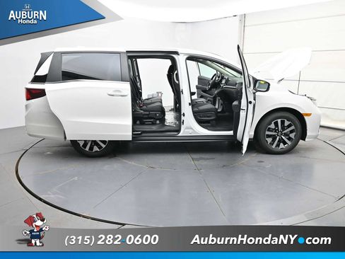 New 2026 Honda Odyssey EX-L image 39